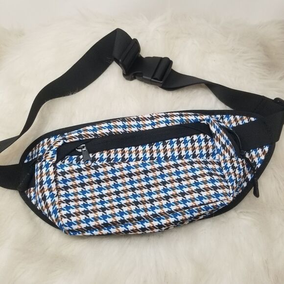 Nwot. Houndstooth Waistpack or Across the Body Pack. - Picture 12 of 12